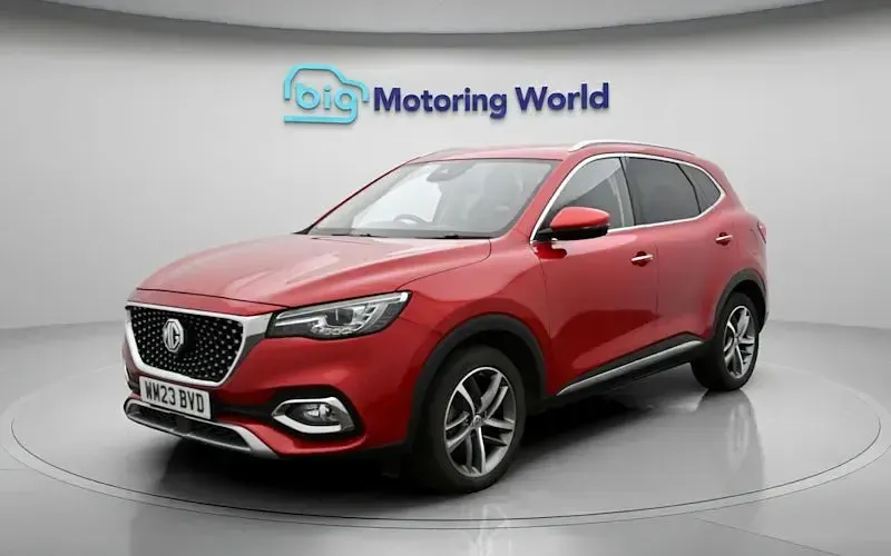 Used MG HS Exclusive 162 HP (119 kW) 2023 Red SUV