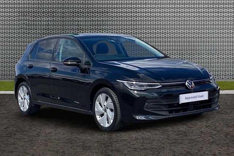 Used 2024 VW Golf VIII | £21,497 (Fair price) - Image 1/4