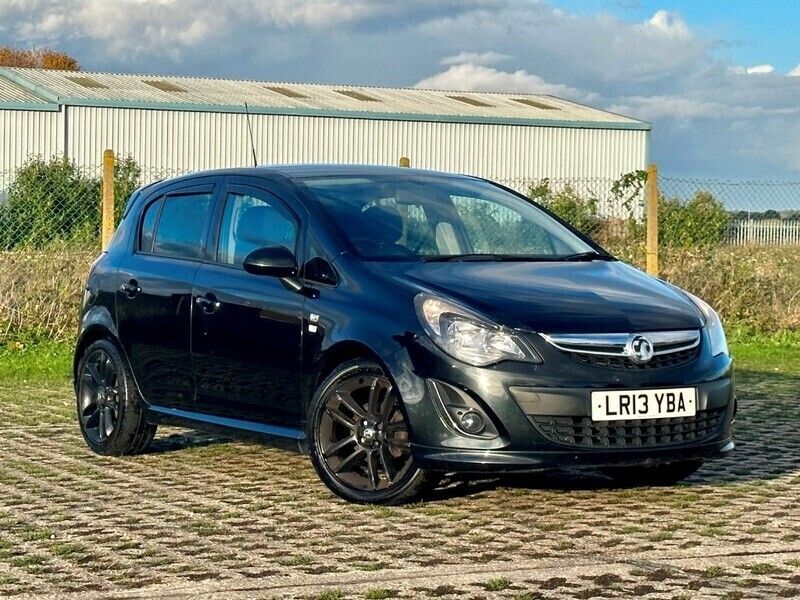 Used Vauxhall Corsa Edition 83 HP (61 kW) 2013 Black Hatchback