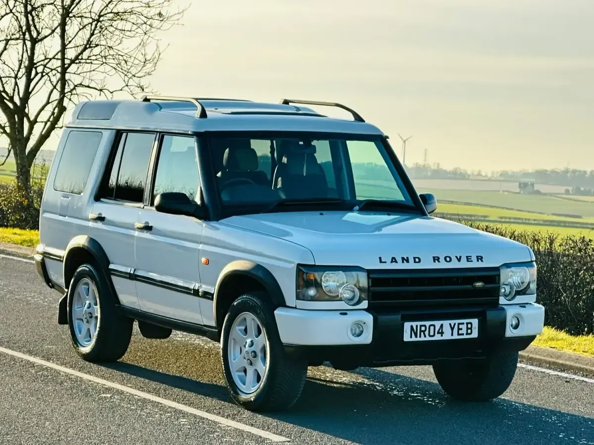 Used Land Rover Discovery 2004 Silver SUV