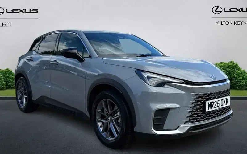 Used Lexus LBX 136 HP (100 kW) 2026 SUV