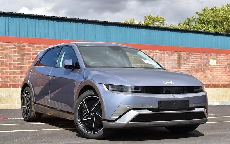 New 2025 Hyundai Ioniq 5 Ultimate SUV | £45,099 (Fair price) - Image 1/4