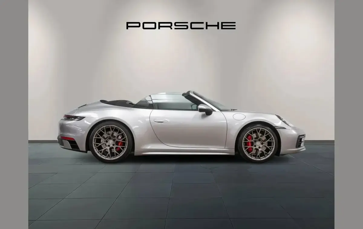 Used Porsche 911 444 HP (326 kW) 2019 Silver Cabriolet