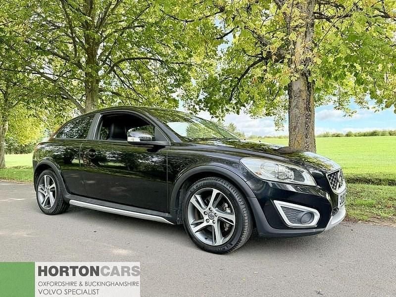 Used Volvo C30 SE 145 HP (106 kW) 2025 Black Hatchback