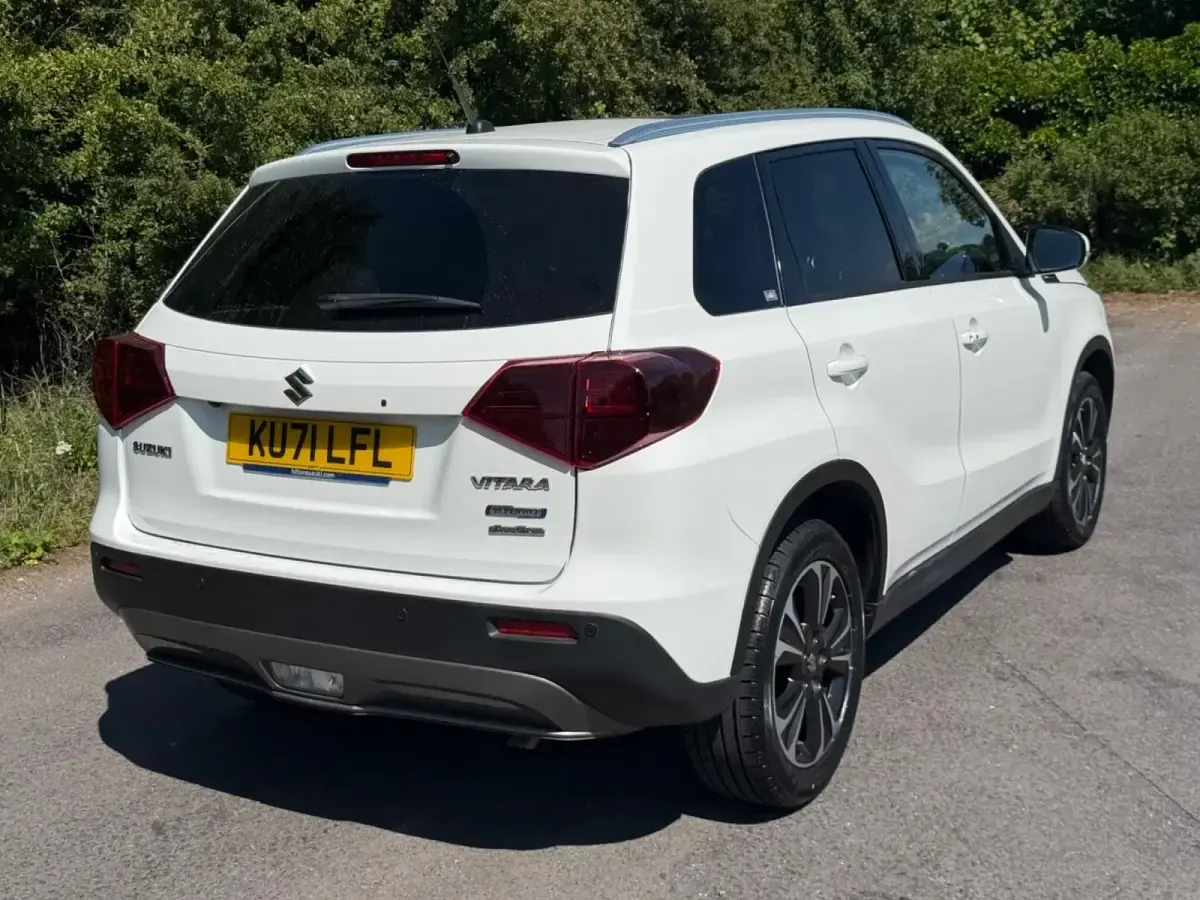 Used Suzuki Vitara SZ5 2021 White SUV