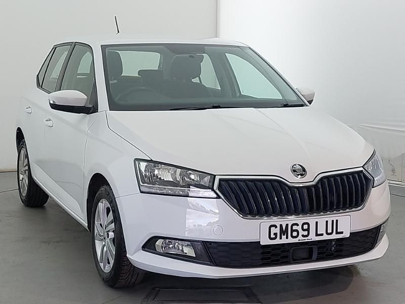 White Used 2020 Skoda Fabia SE Hatchback | £8,298 (Good price) - Image 1/4