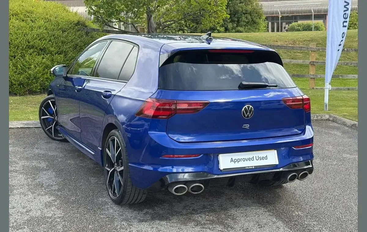 Used VW Golf VIII R 320 HP (235 kW) 2024 Blue Hatchback