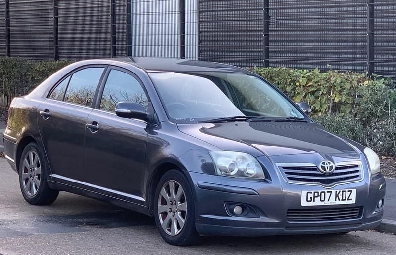 Grey Used 2007 Toyota Avensis T3 Hatchback | £1,495 (Fair price) - Image 1/4