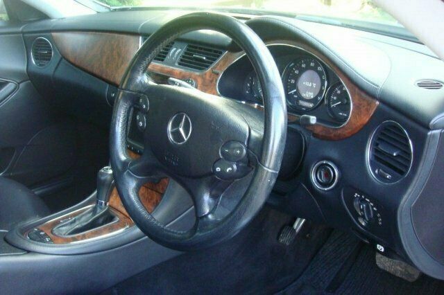 Used Mercedes CLS320 2006 Sedan