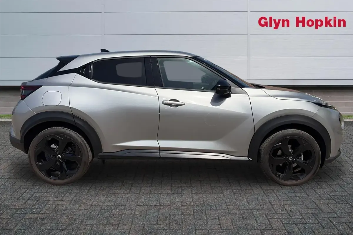 Used Nissan Juke Tekna 114 HP (83 kW) 2025 Silver SUV