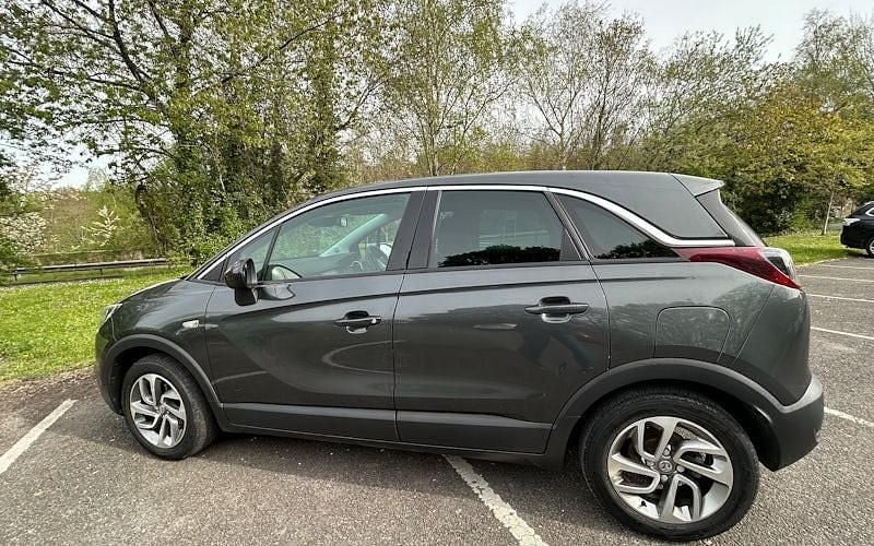 Used Vauxhall Crossland X 82 HP (60 kW) 2018 Grey SUV