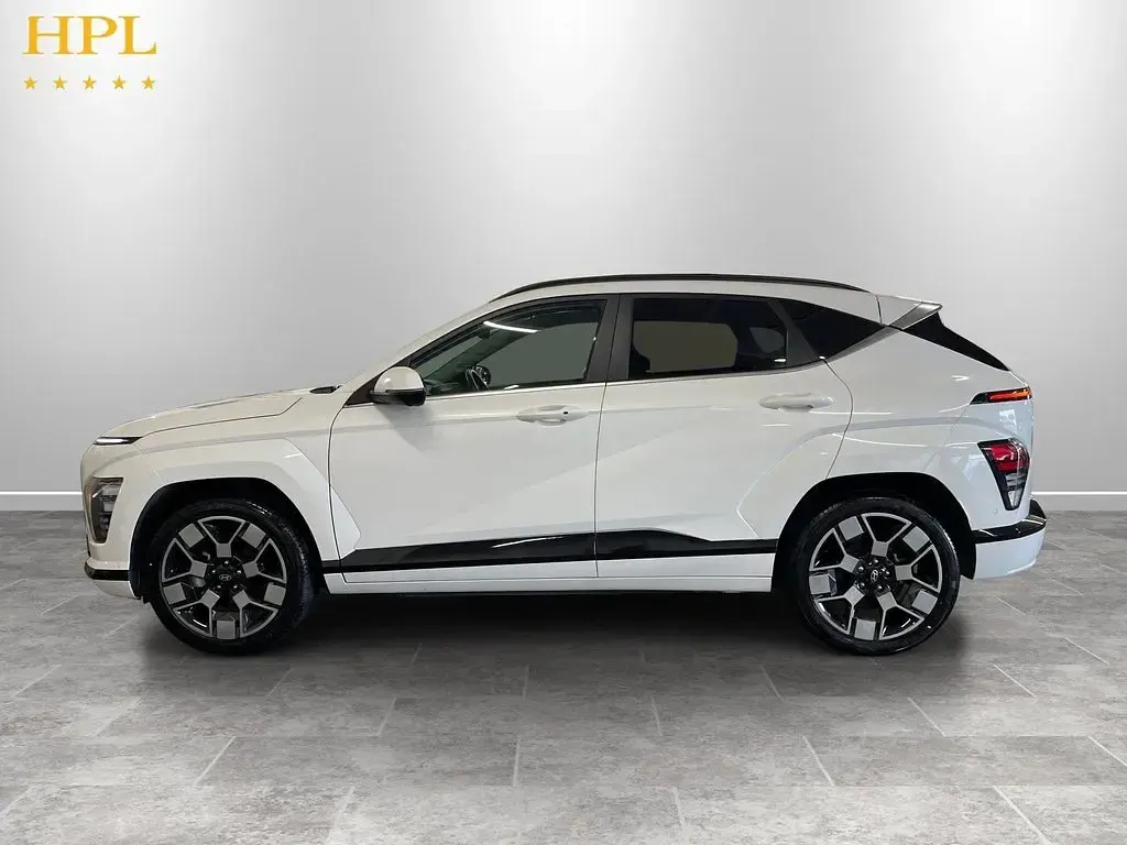 Used Hyundai Kona Ultimate 160 kW (218 HP) 2024 White SUV