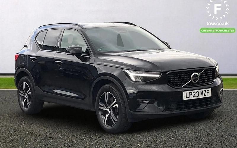 Used 2026 Volvo XC40 Plus SUV | £22,999 (Good price) - Image 1/4