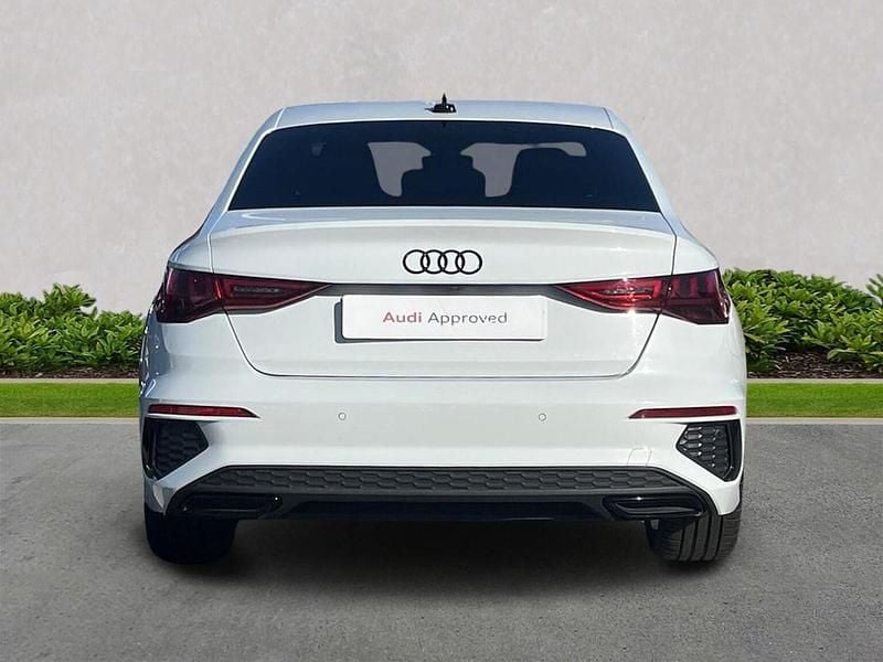 Used Audi A3 Advanced 190 HP (139 kW) 2023 White Sedan