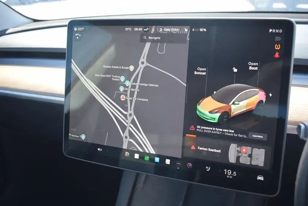Used Tesla Model 3 RWD 208 kW (283 HP) 2022 Grey Sedan