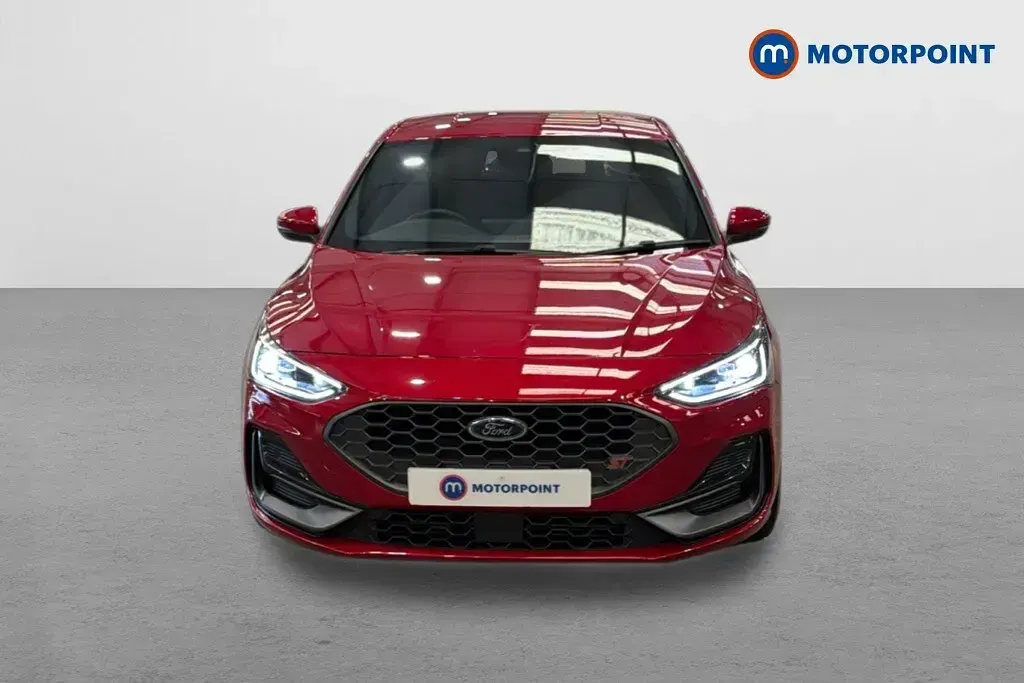 Used Ford Focus ST 280 HP (205 kW) 2023 Red Hatchback