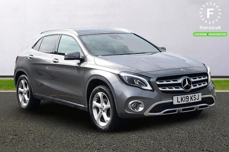 Grey Used 2019 Mercedes GLA200 Active SUV | £18,399 (Fair price) - Image 1/3