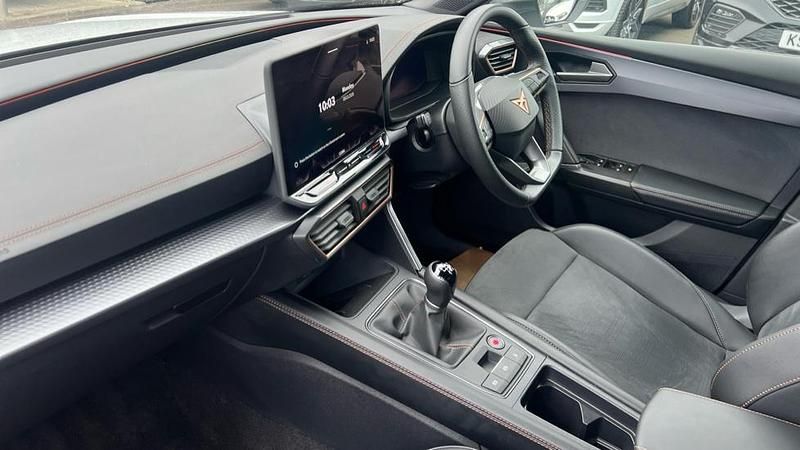 Used Cupra Leon 150 HP (110 kW) 2025 Glacial white