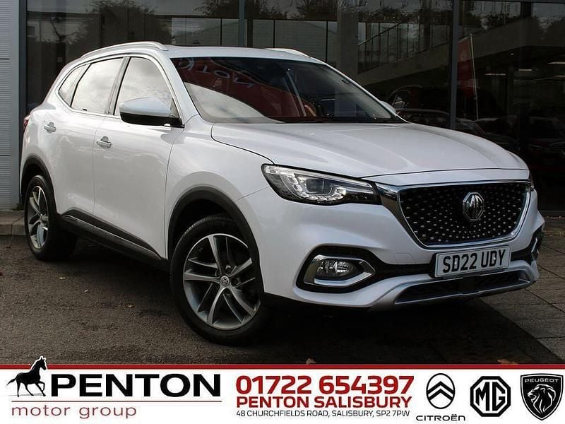 White Used 2022 MG HS Exclusive SUV | £14,290 (Fair price) - Image 1/4