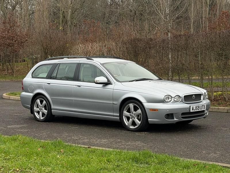 Silver Used 2009 Jaguar X-type Sovereign Estate | £2,990 (Fair price) - Image 1/4