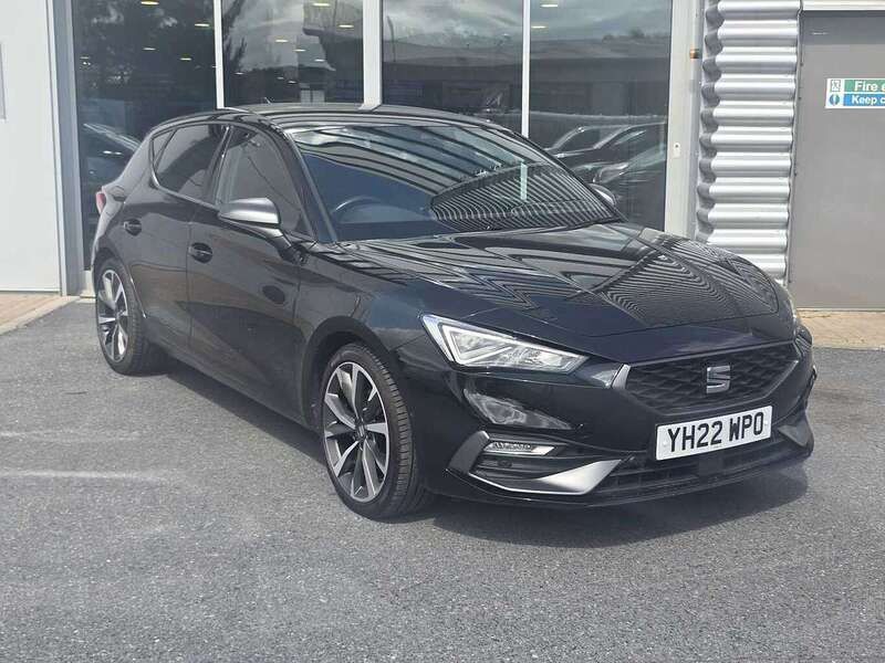 Black Used 2022 Seat Leon FR Sport Hatchback | £15,490 (Fair price) - Image 1/4