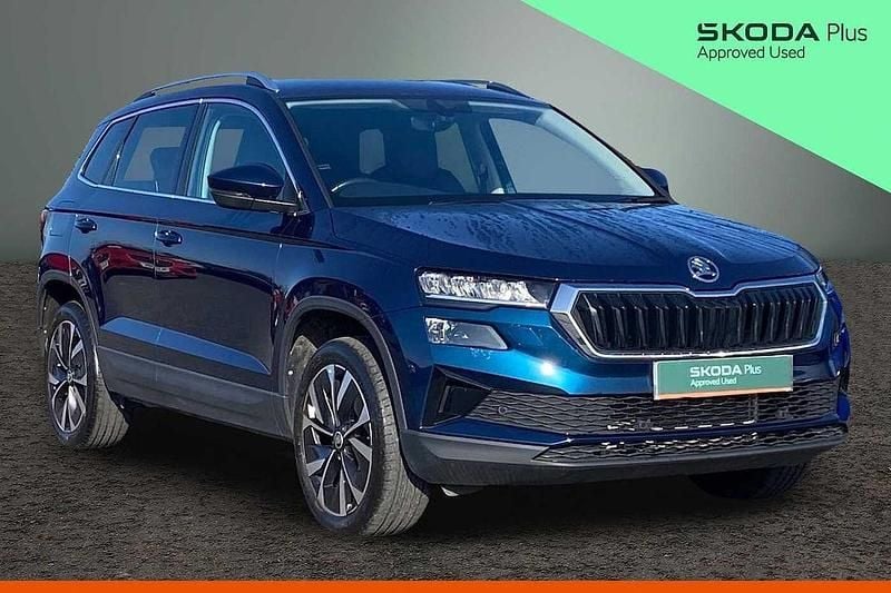 Used Skoda Karoq SE L 110 HP (80 kW) 2023 Petrol blue metallic SUV