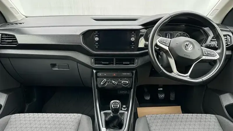Usado VW T-Cross SE 115 HP (84 kW) 2020 Preto SUV