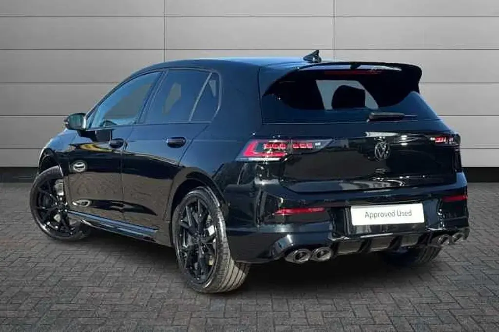 New VW Golf VIII Black Edition 333 HP (244 kW) 2026 Black Hatchback