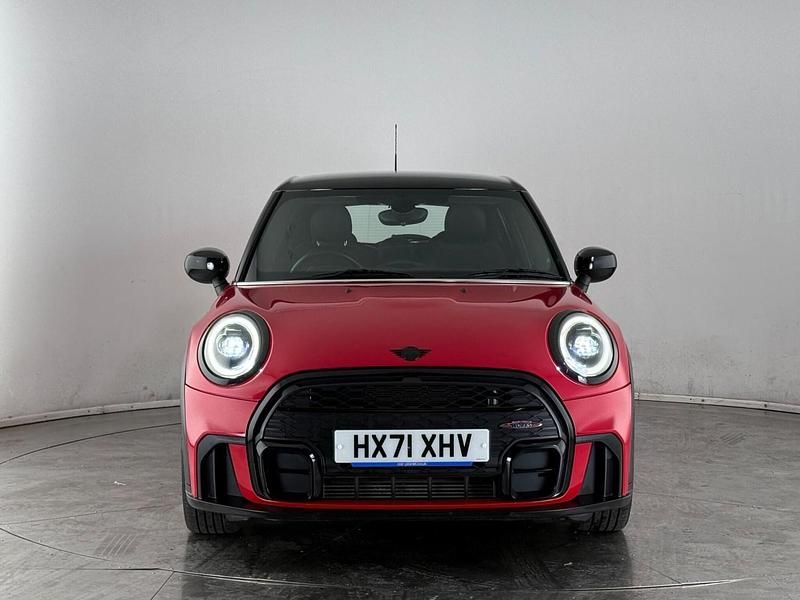 Używany Mini Cooper Hatch 136 KM (100 kW) 2021 Czerwony Hatchback