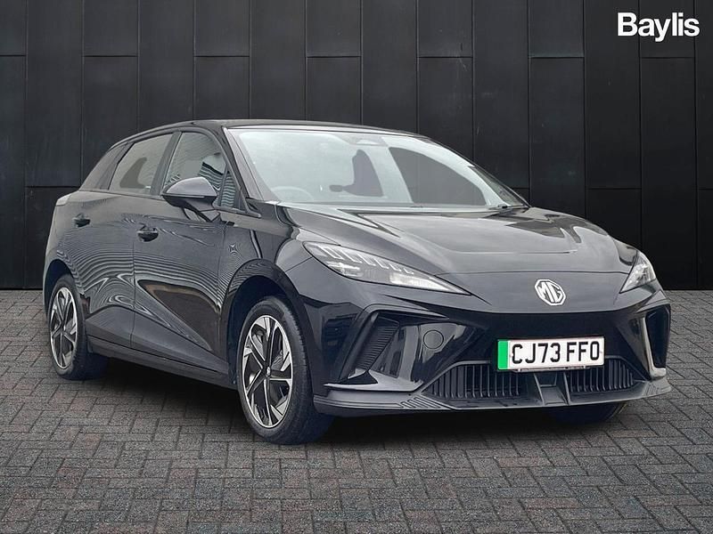 Used MG MG4 EV SE 125 kW (170 HP) 2023 Black Hatchback