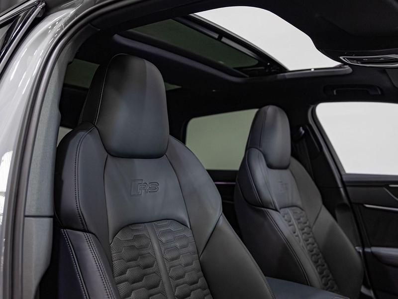 Usado Audi RS6 Advanced 600 HP (441 kW) 2022 Cinzento Carrinha