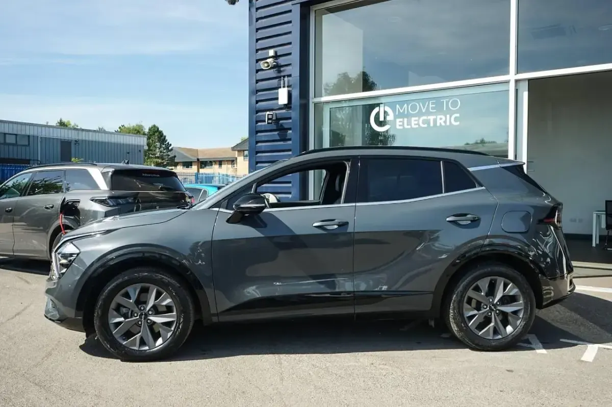 Used Kia Sportage GT-Line 226 HP (166 kW) 2023 Grey SUV