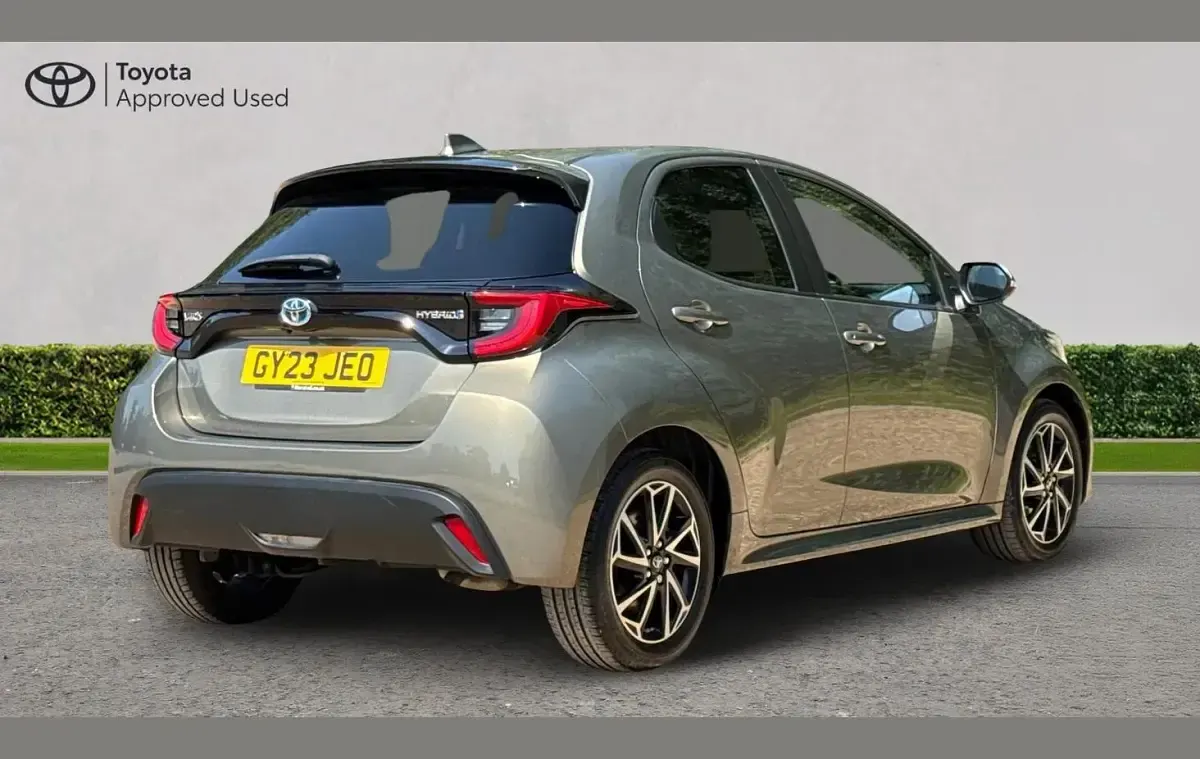 Used Toyota Yaris Design 113 HP (83 kW) 2023 Other Hatchback