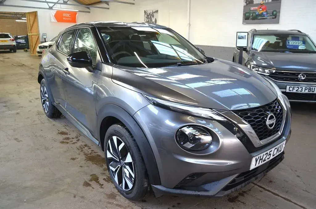 Used Nissan Juke Acenta Premium 114 HP (83 kW) 2025 Grey SUV