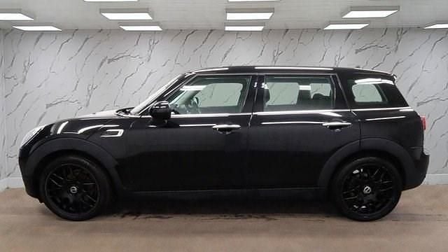Used Mini Cooper Clubman 136 HP (100 kW) 2017 Black Estate