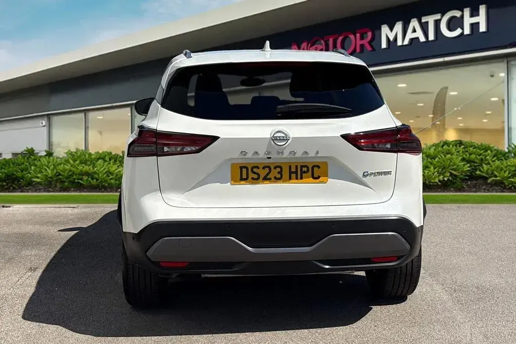 Used Nissan Qashqai Tekna 190 HP (139 kW) 2023 White SUV