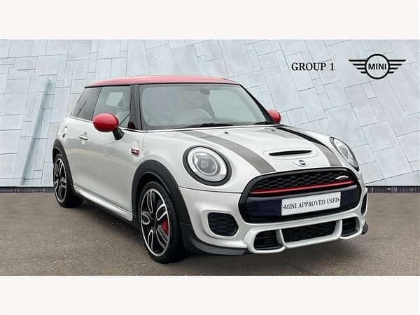 White silver Used 2017 Mini John Cooper Works Chili Hatchback | £17,995 (Fair price) - Image 1/4