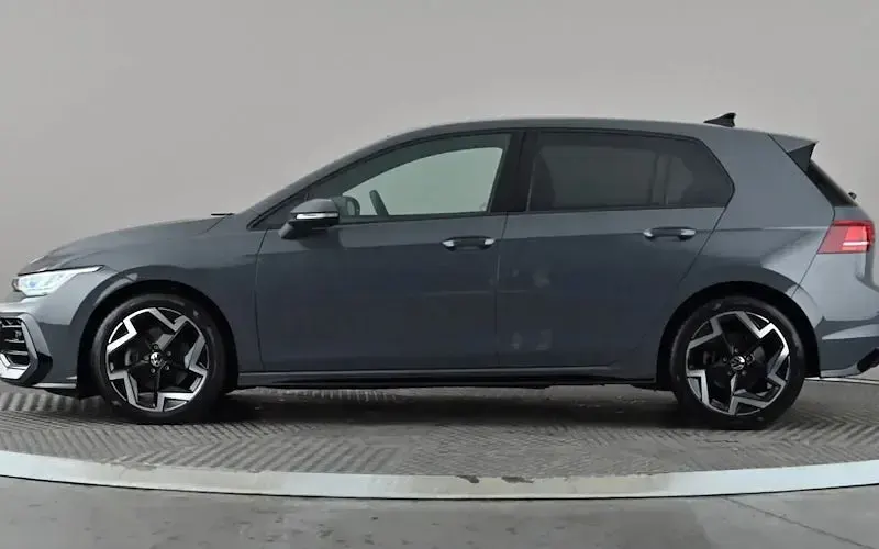 Used VW Golf VIII R-line 150 HP (110 kW) 2025 Grey Hatchback