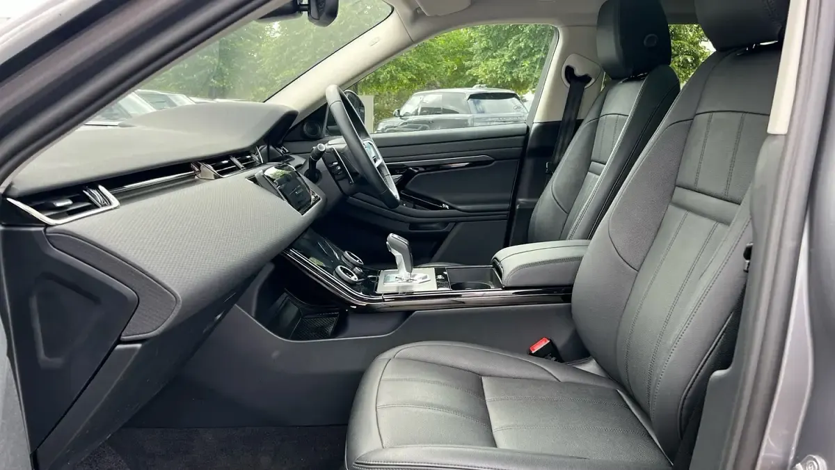 Used Land Rover Range Rover evoque R-Dynamic 200 HP (147 kW) 2023 Grey SUV