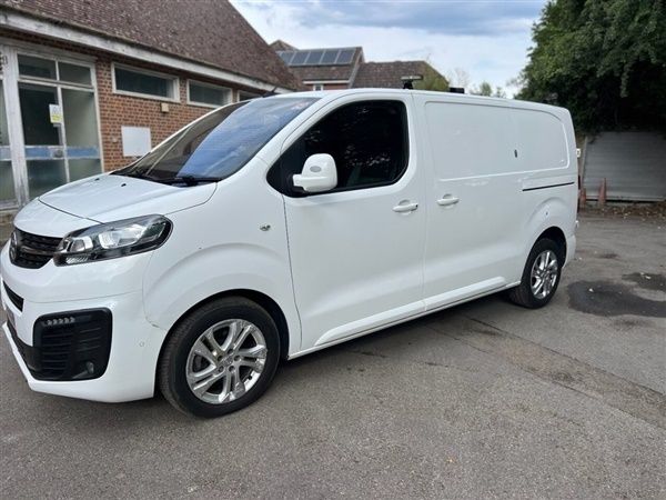 White Used 2019 Vauxhall Vivaro Elite Van | £16,194 (Super price) - Image 1/1