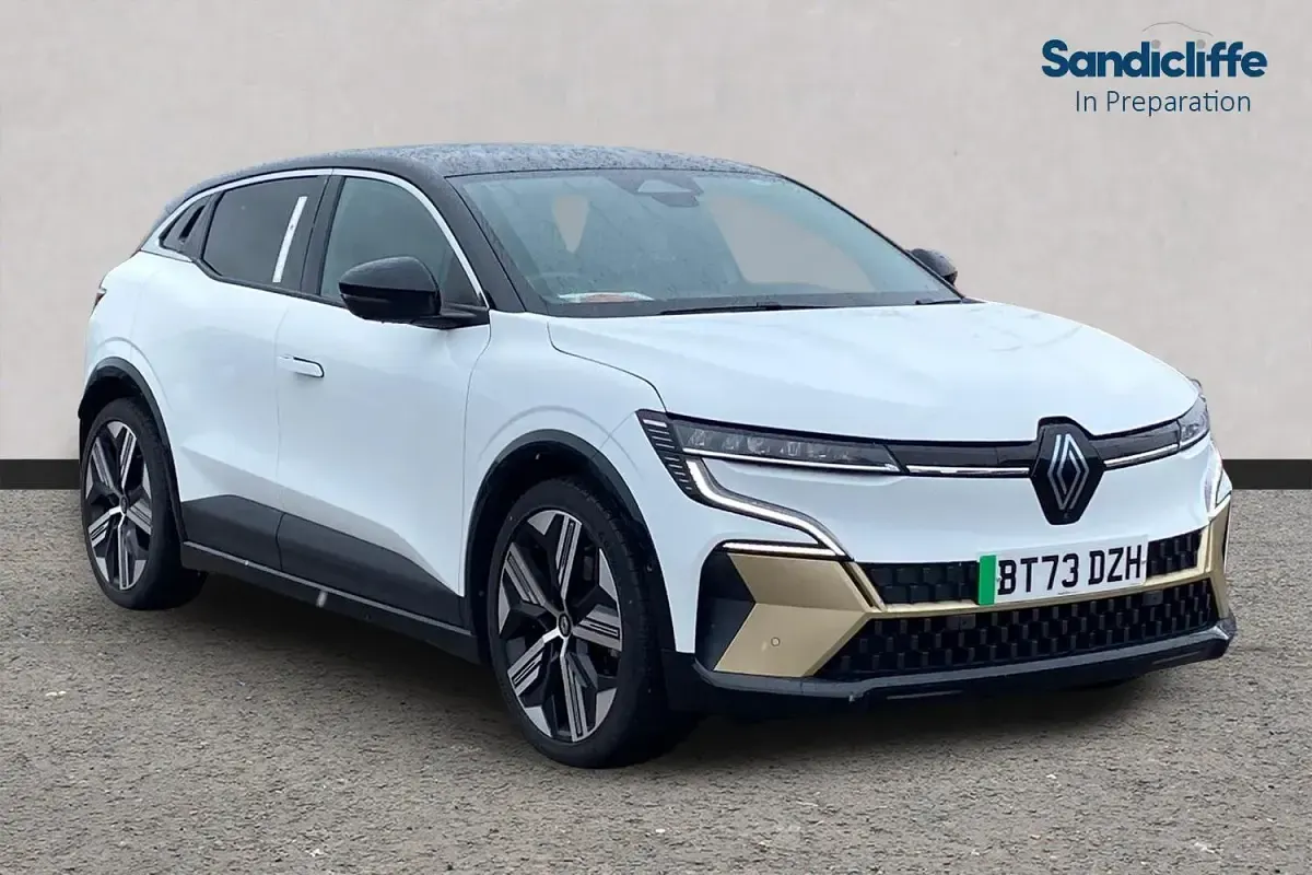 Used Renault Megane E-Tech Iconic 160 kW (218 HP) 2022 Hatchback