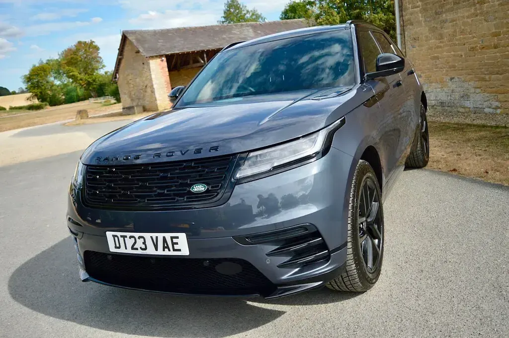 Used Land Rover Range Rover Velar SE Dynamic 204 HP (150 kW) 2023 Blue SUV