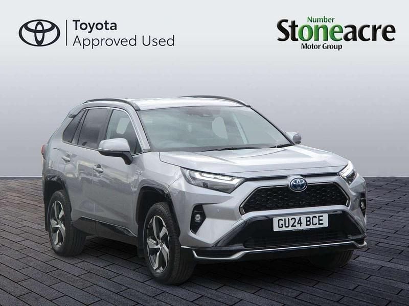 Silver Used 2024 Toyota RAV4 Hybrid Design SUV | £35,500 (Fair price) - Image 1/4
