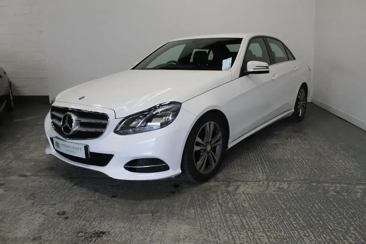 Used Mercedes E220 SE 170 HP (125 kW) 2014 White Sedan