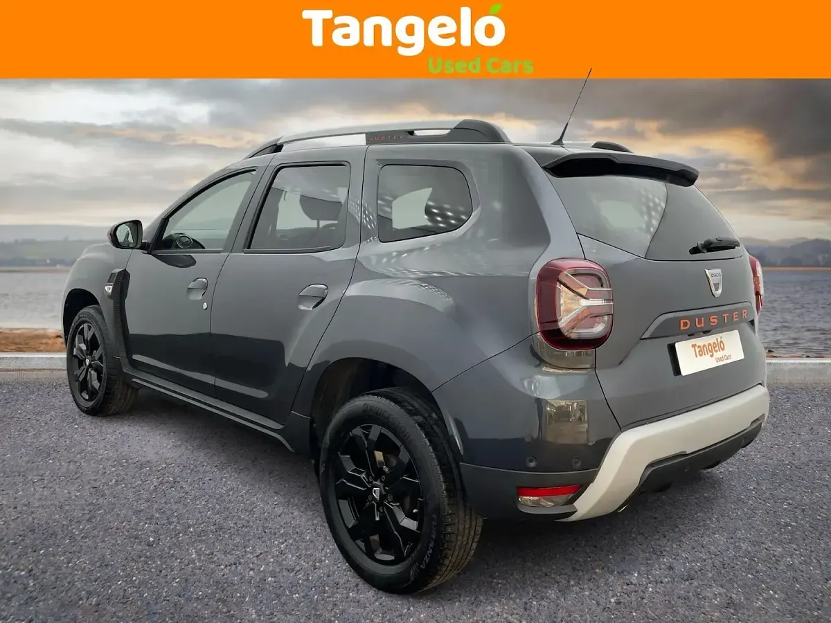 Used Dacia Duster Extreme 150 HP (110 kW) 2023 Grey SUV