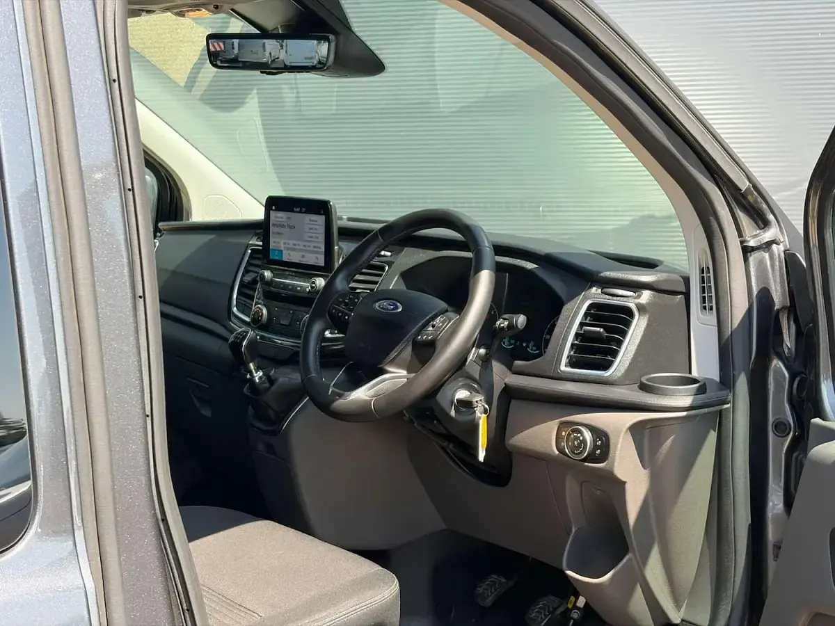 Used Ford 300 Limited 130 HP (95 kW) 2022 Grey Van
