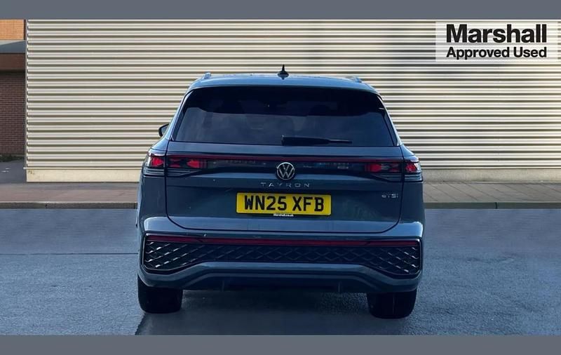 Used VW Tayron R-line 147 HP (108 kW) 2025 Grey SUV