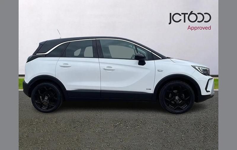 Used Vauxhall Crossland 81 HP (59 kW) 2021 White SUV