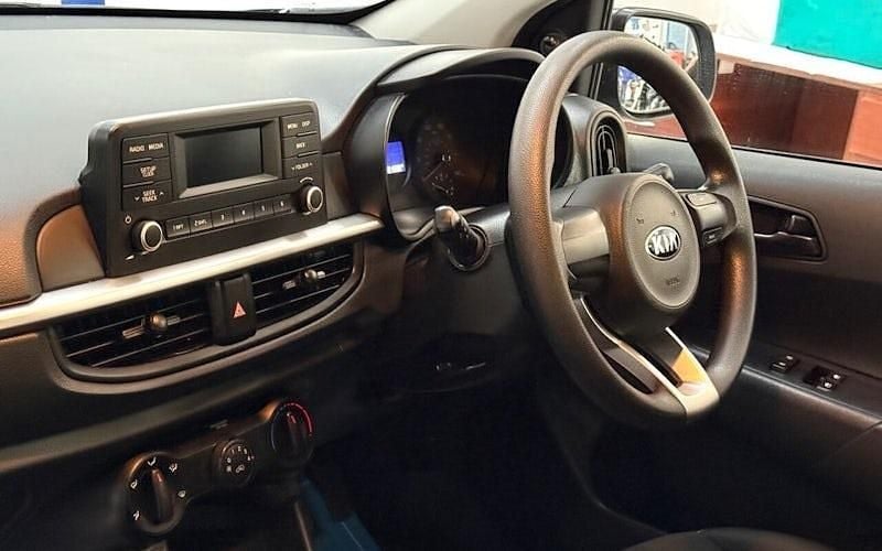 Used Kia Picanto 67 HP (49 kW) 2020 Blue Hatchback