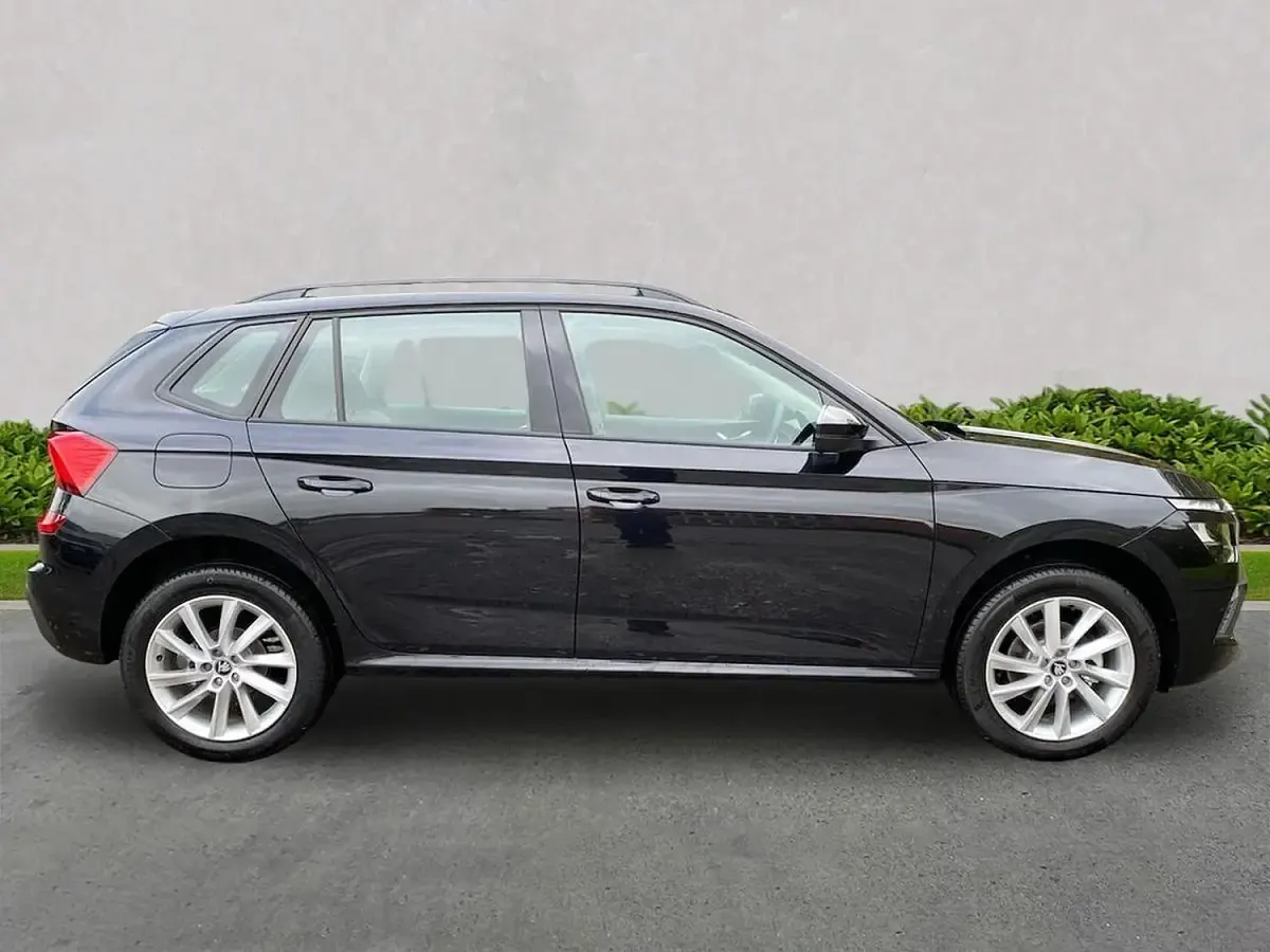 Used Skoda Kamiq SE 70 HP (51 kW) 2025 Black SUV